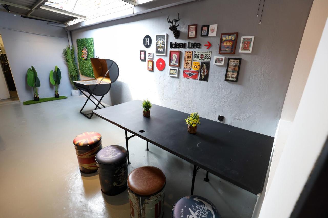 Cozy Homestay With Karaoke System & Pool Table 吉隆坡 外观 照片