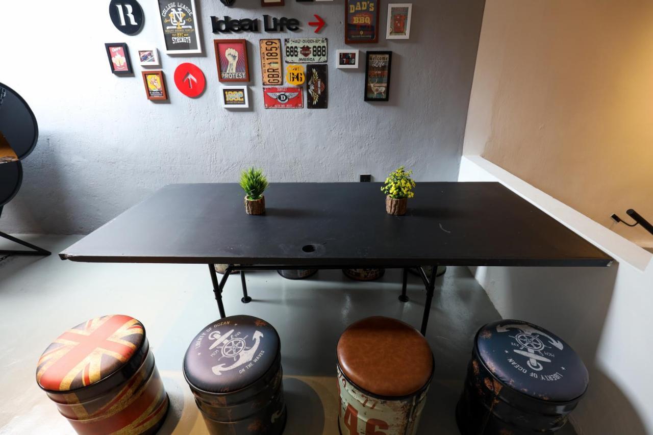 Cozy Homestay With Karaoke System & Pool Table 吉隆坡 外观 照片